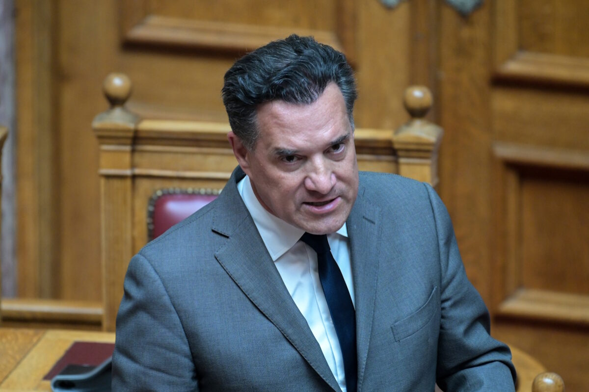 Γεωργιάδης για το ακίνητο Ανδρουλάκη: «Είναι αστείο να παίρνει μίσθωμα 1.000 ευρώ» - «Επαναλαμβάνει ψεύδη και συκοφαντίες κατά του προέδρου» απαντά το ΠΑΣΟΚ