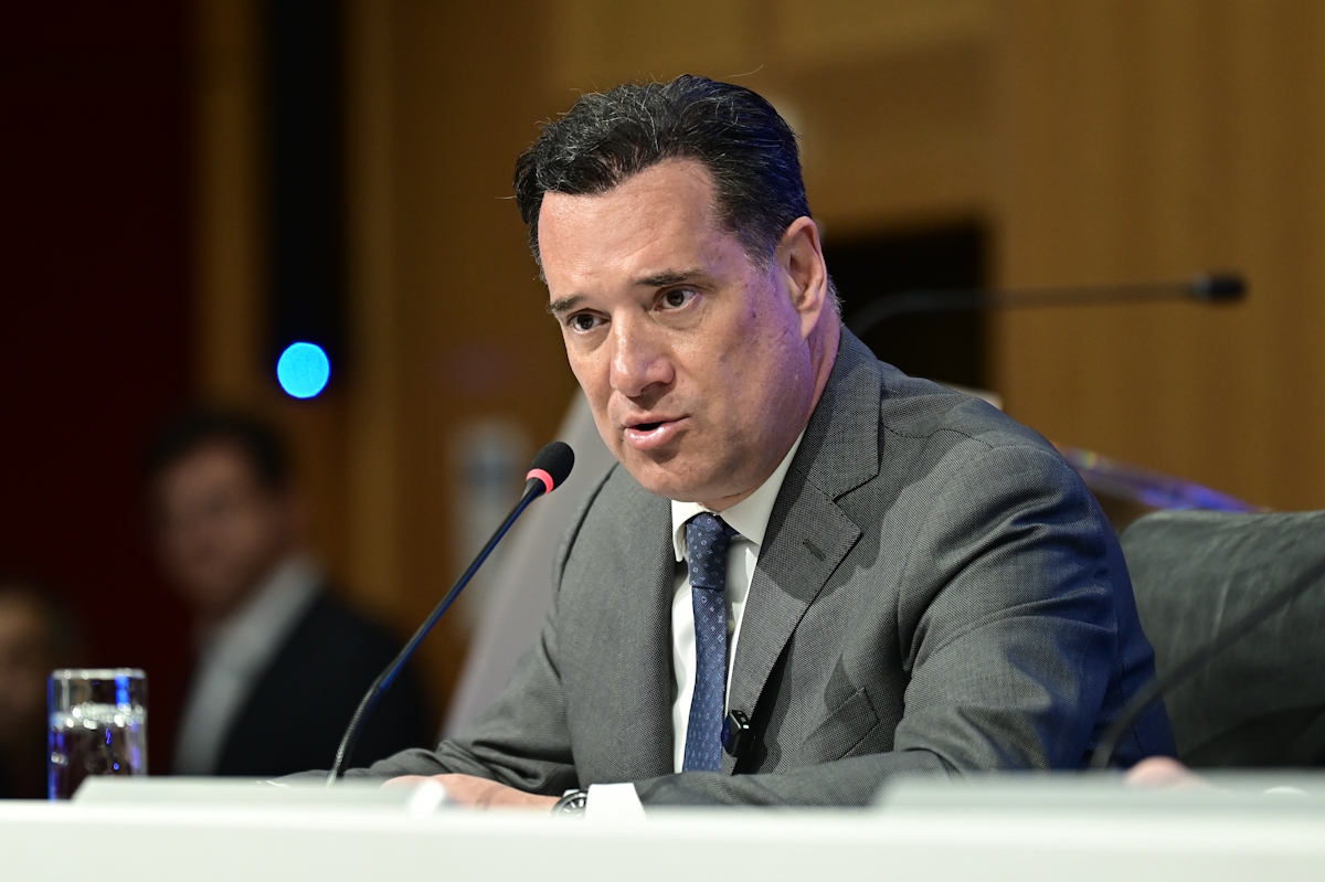 Αδωνις Γεωργιάδης: Αποσύρονται όλα τα προϊόντα κάνναβης από περίπτερα και μίνι μάρκετ
