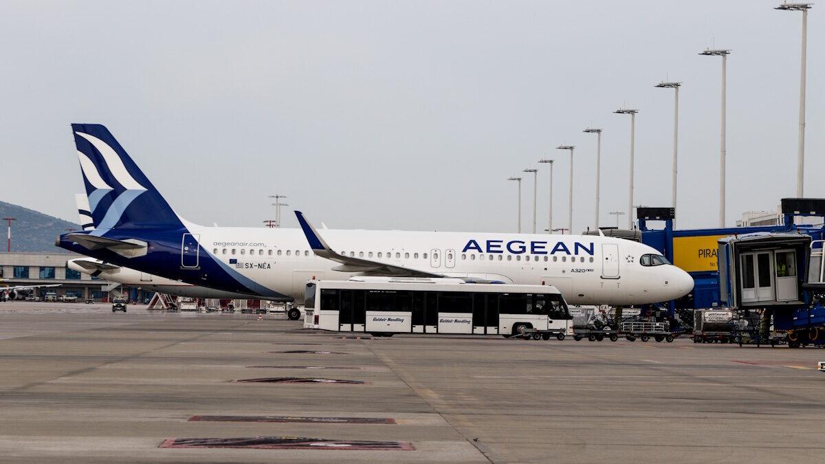 Αεροσκάφος της AEGEAN
