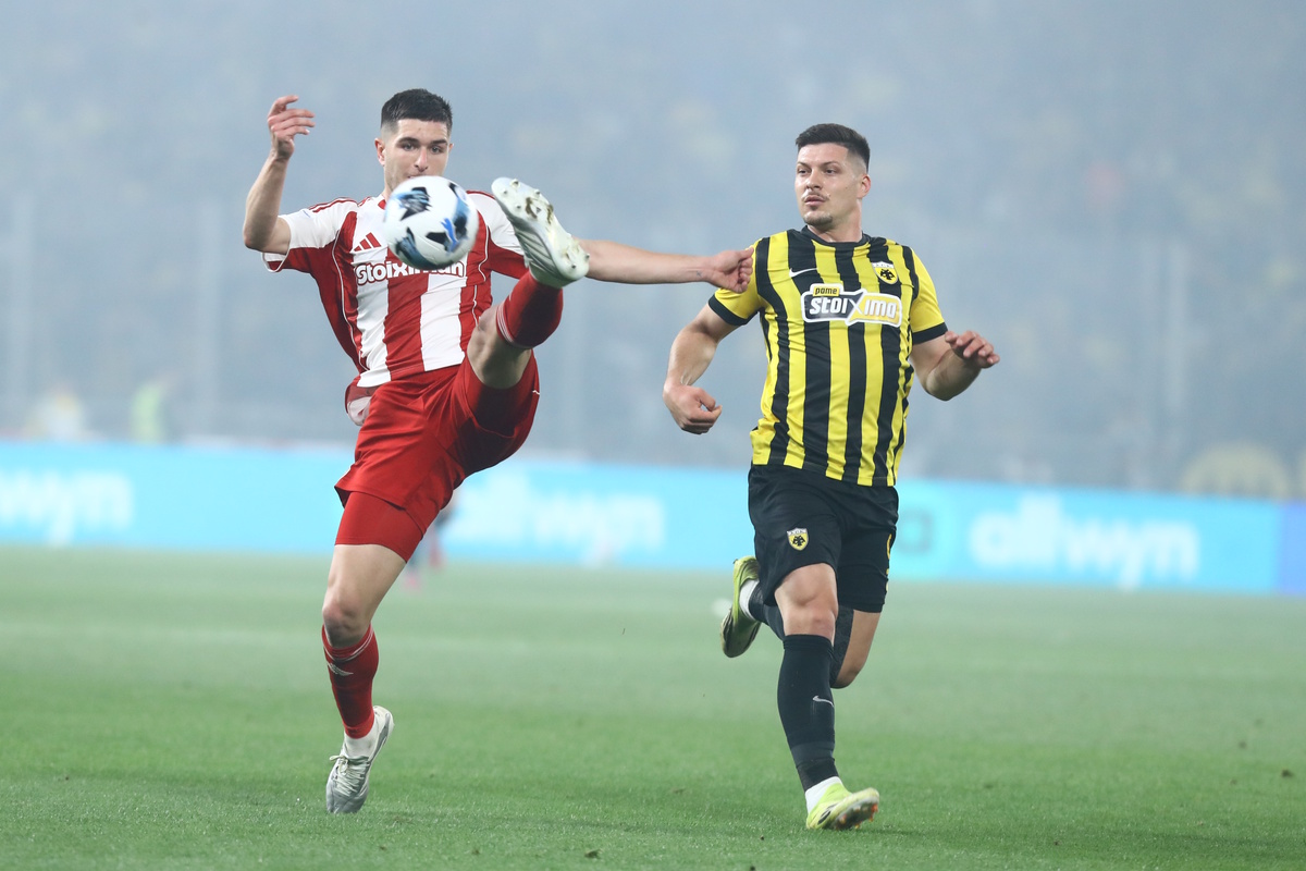 ΑΕΚ - Ολυμπιακός 1-1 τελικό: Χωρίς νικητή το ντέρμπι αλλά με τους Πειραιώτες να πανηγυρίζουν
