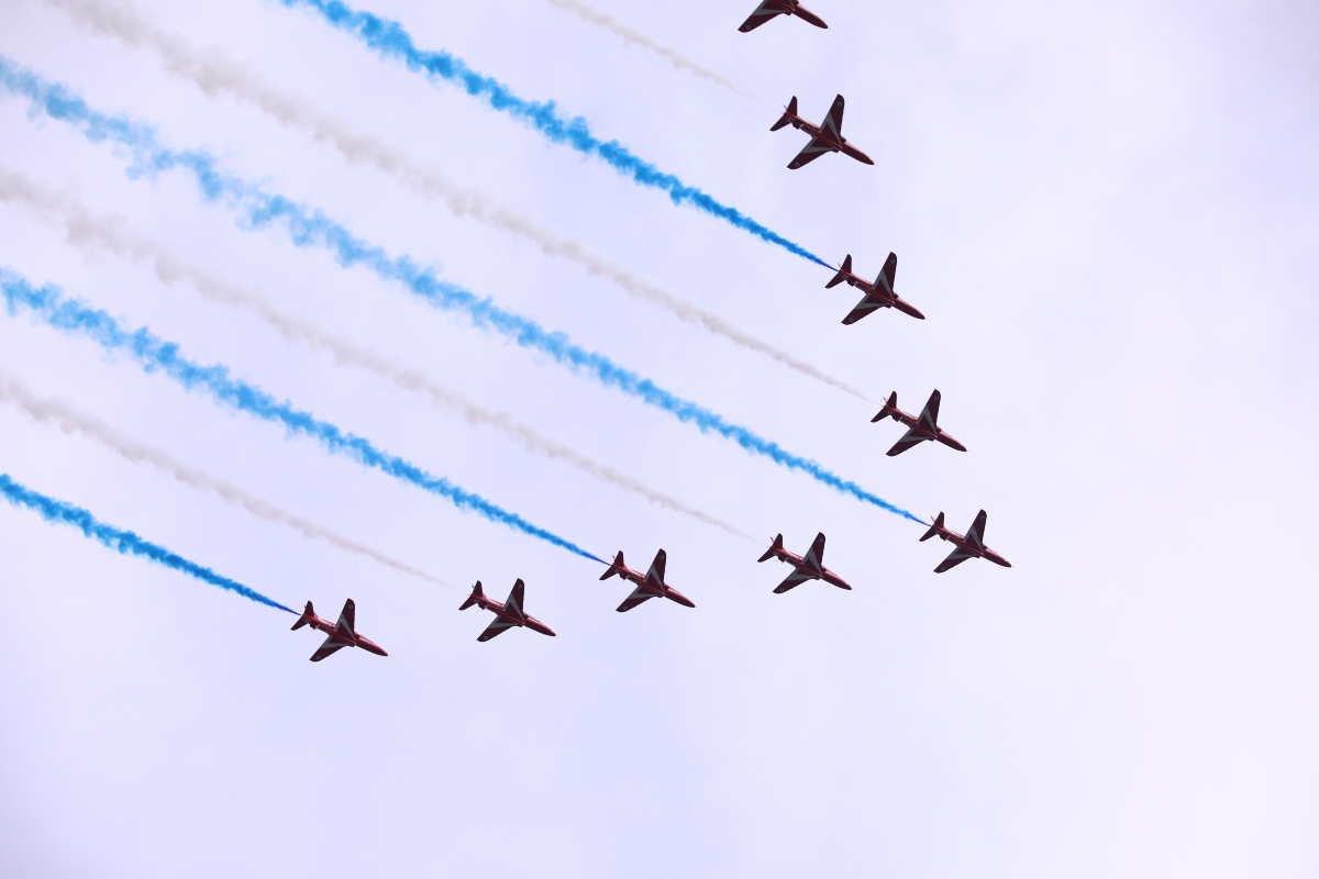 Πολεμική Αεροπορία: Το εντυπωσιακό airshow για τα 95 χρόνια της - Μαγικές εικόνες στον αττικό ουρανό