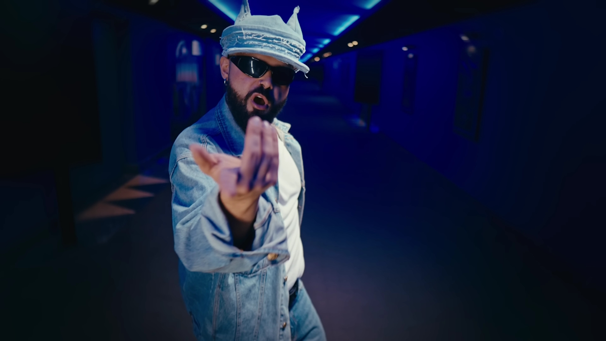 Το video clip για το τραγούδι του Akyla με τίτλο «PARTO»