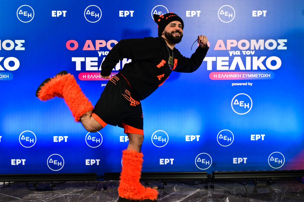Eurovision 2026: Αναχωρεί ο Akylas για την Βιέννη - «Σας παίρνω όλους μαζί σε αυτό το ταξίδι»