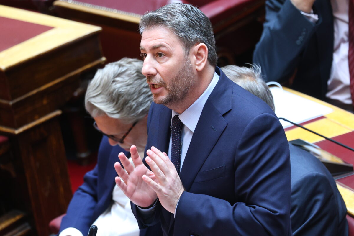 Ανδρουλάκης σε Δεμίρη: Με εξωθείτε σε κάτι πρωτοφανές, να προσφύγω νομικά κατά του διοικητή της ΕΥΠ