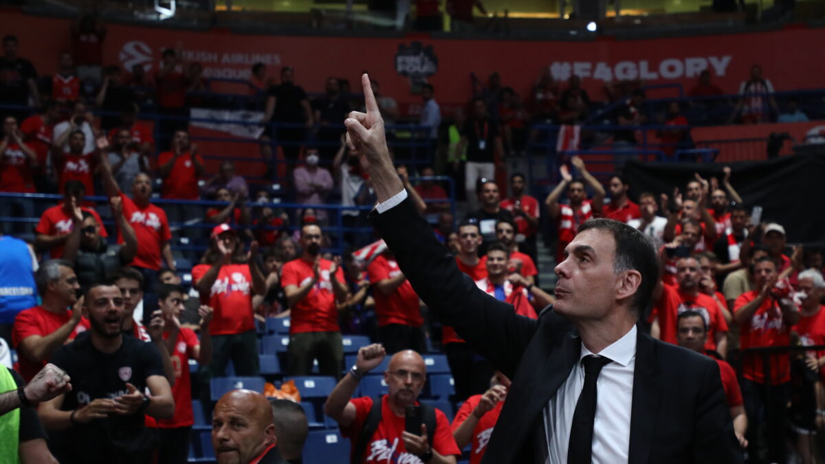 Ο Γιώργος Μπαρτζώκας