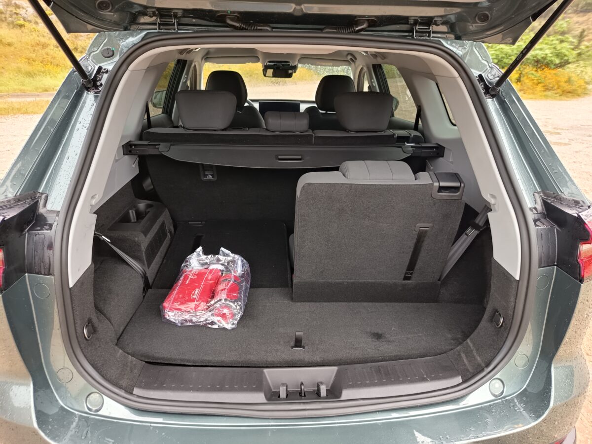 chery-tiggo-8-plug