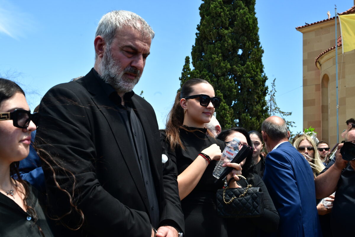O Τραϊανός Δέλλας και η κόρη του