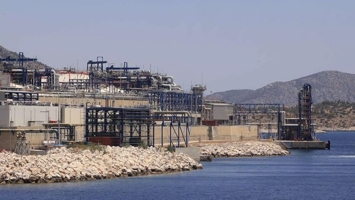 Τερματικός Σταθμός LNG στη Ρεβυθούσα
