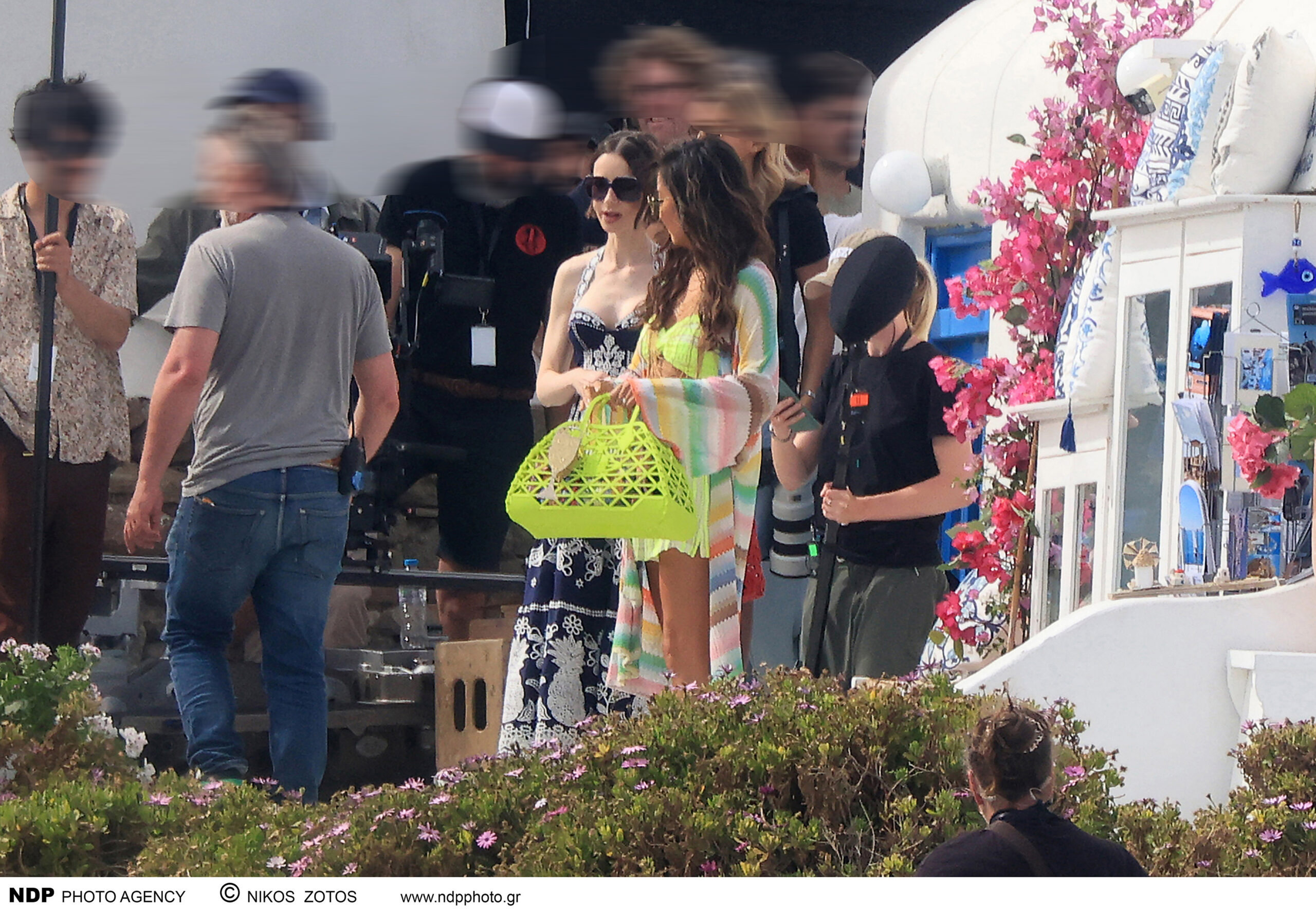 Lily Collins και Ashley Park