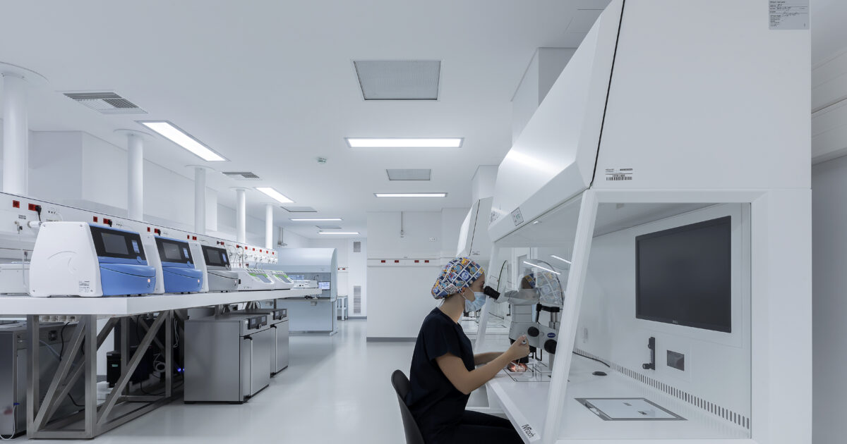Μονάδα ΥΓΕΙΑ IVF Εμβρυογένεσις: Διεθνής διάκριση – Πιστοποίηση πρωτοπορίας στην υποβοηθούμενη αναπαραγωγή