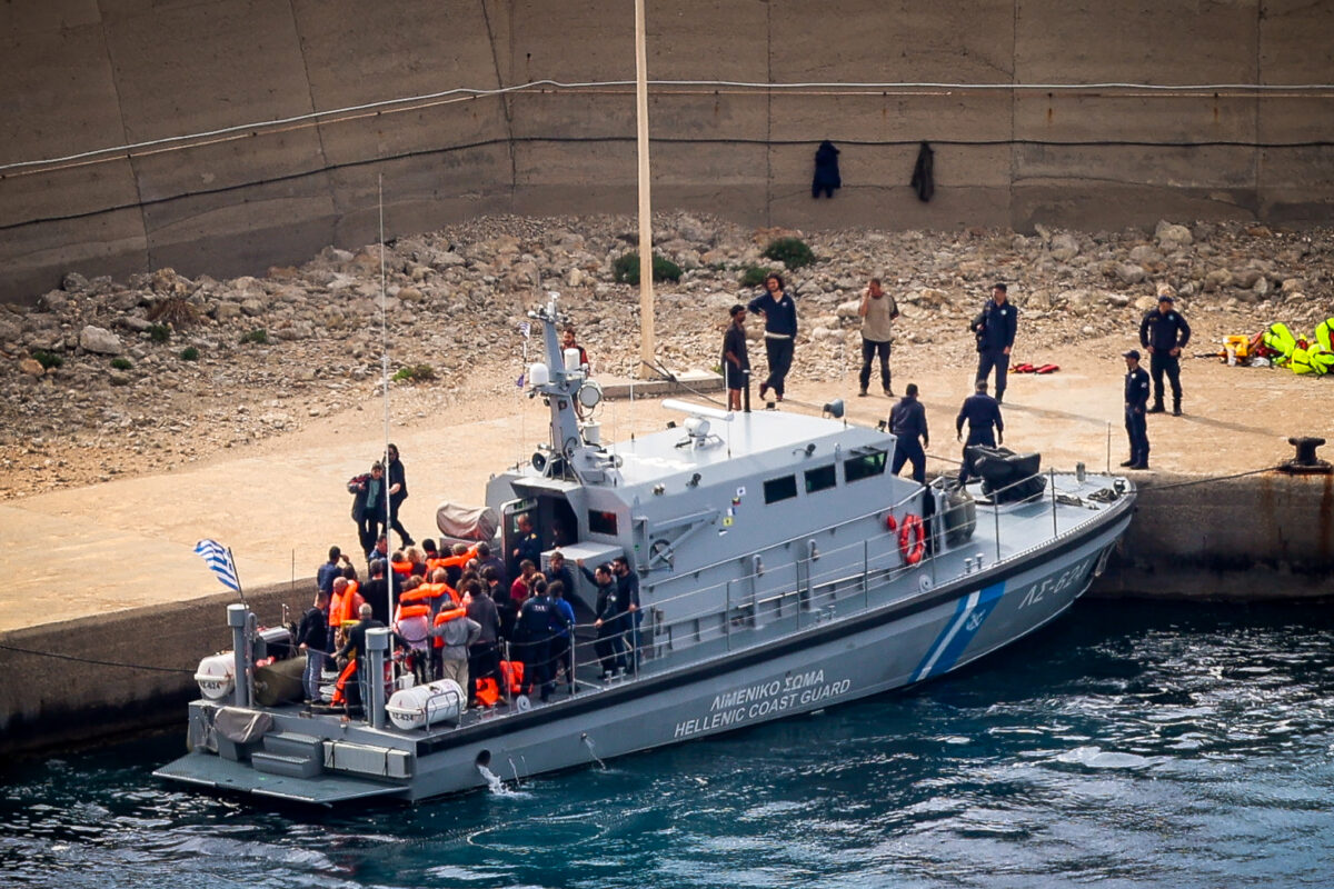 Με αρματαγωγό έφτασαν στην Κρήτη οι 175 ακτιβιστές του στολίσκου για τη Γάζα «Global Sumud Flotilla»