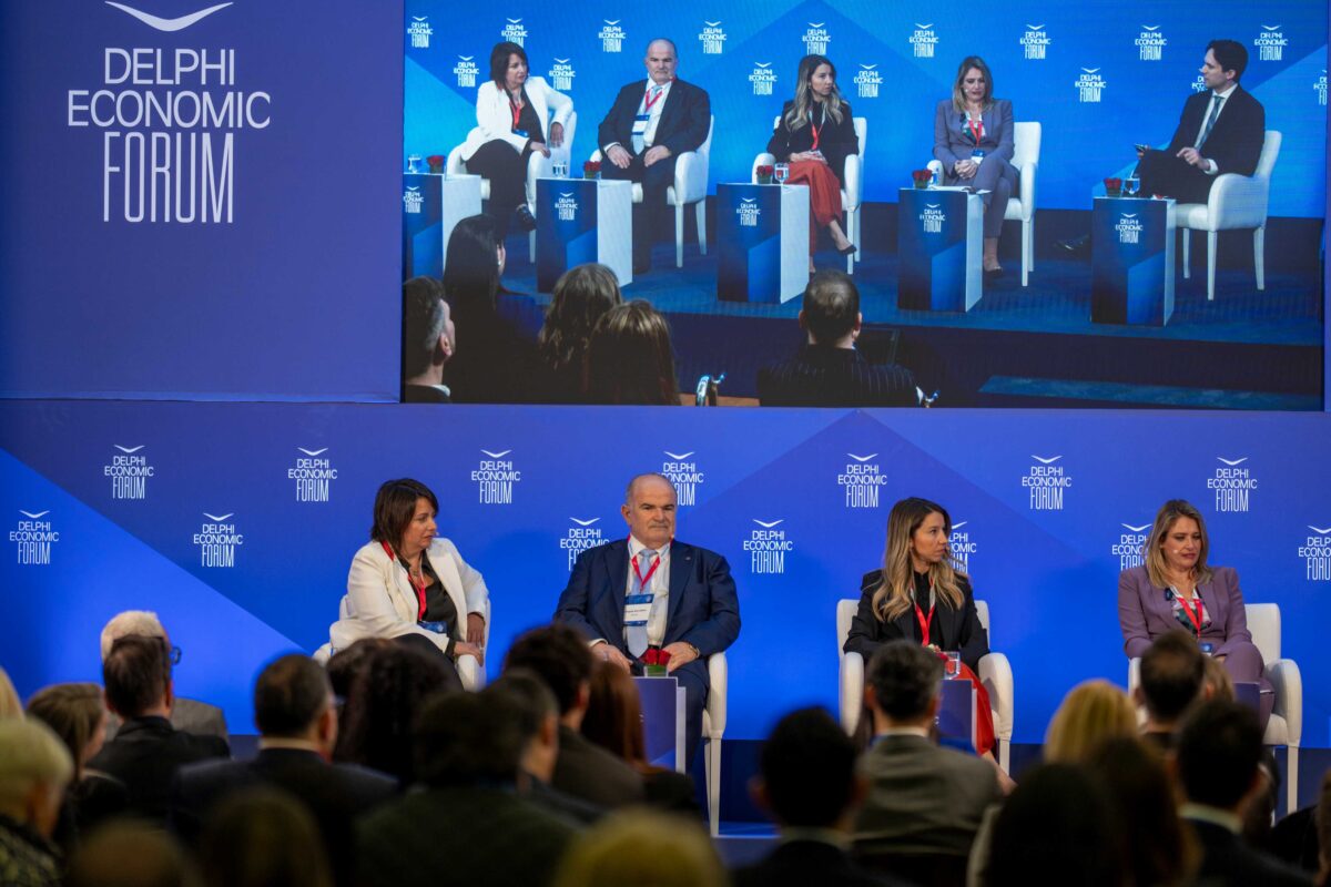 H Παπαστράτος στο Delphi Economic Forum 2026: Με επίκεντρο τον άνθρωπο, τις δεξιότητες και την υπεύθυνη καινοτομία