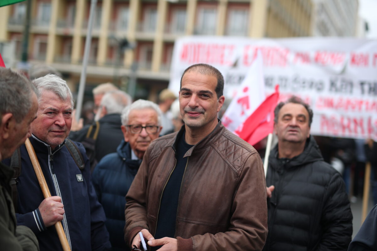 Γαβριήλ Σακελλαρίδης: Όσοι θέλουν να φύγουν από τη Νέα Αριστερά, να το κάνουν άμεσα | Επικαιρότητα στο PlusTV.gr