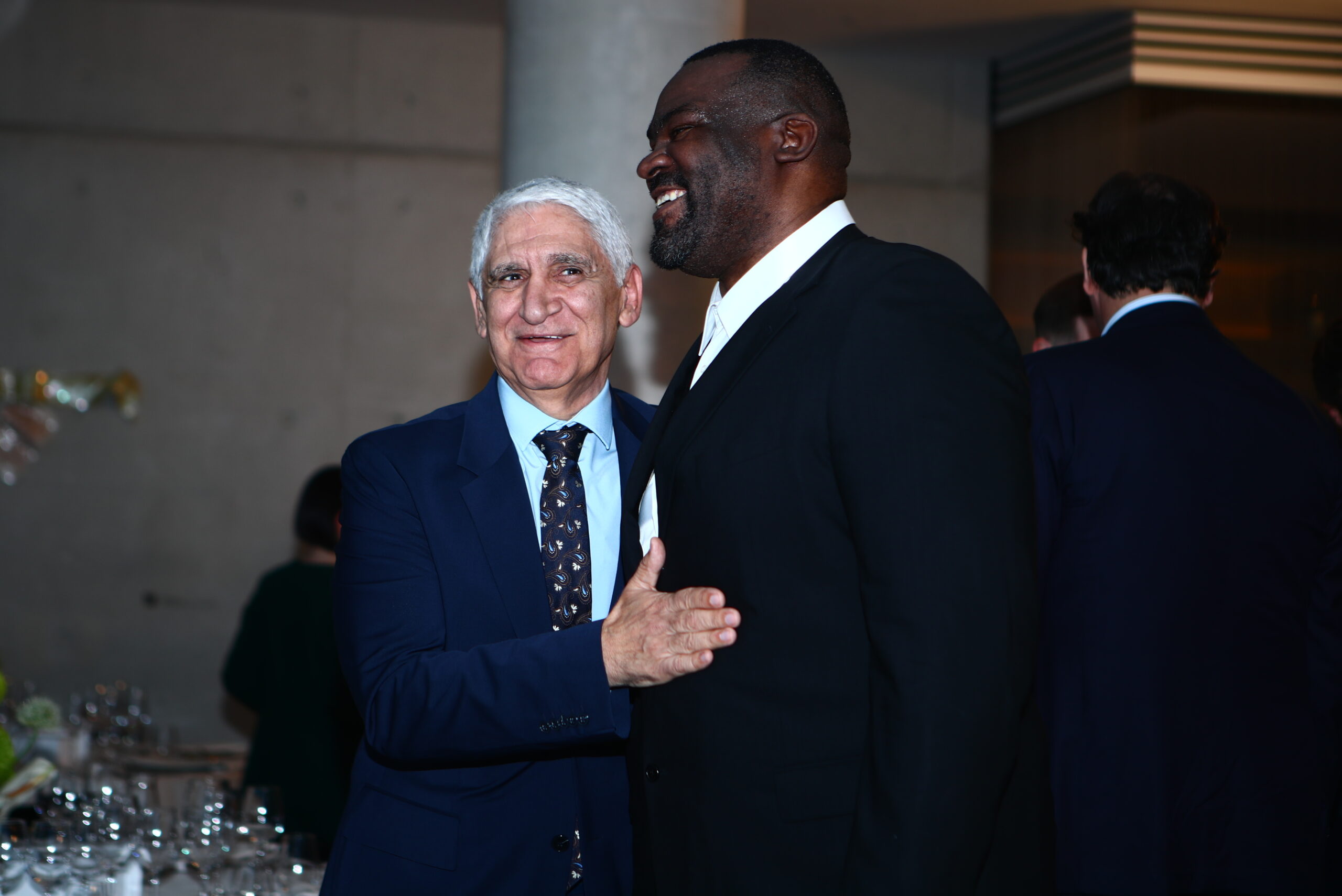 Ο Γιαννάκης και ο Σχορτσιανίτης στο γκαλά