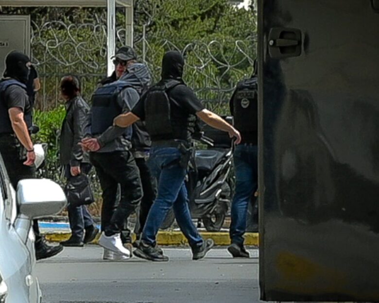 Συλλήψεις για τη δολοφονία Μοσχούρη