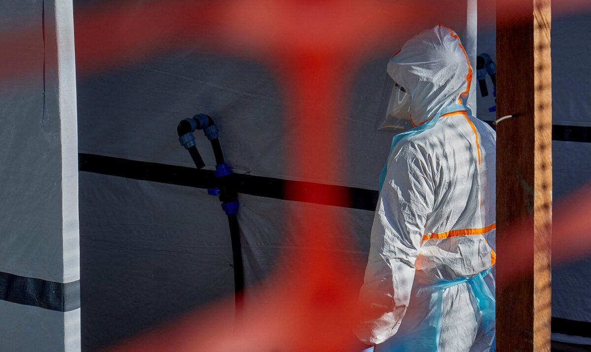 Στην Ιταλία ύποπτο κρούσμα Έμπολα – Ο άνδρας είχε ταξιδέψει πρόσφατα στο Κονγκό | Επικαιρότητα στο LivePress.gr