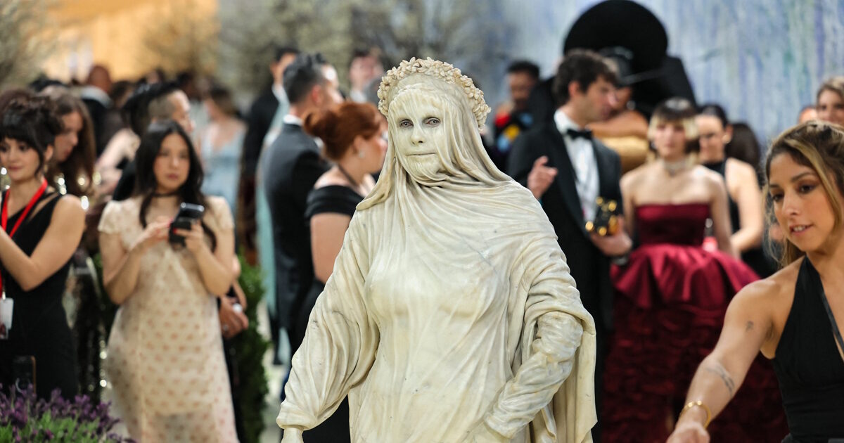 Met Gala 2026: Οι εμφανίσεις που εντυπωσίασαν – Χάιντι Κλουμ, Ριάνα και Μπιγιονσέ οι πρωταγωνίστριες