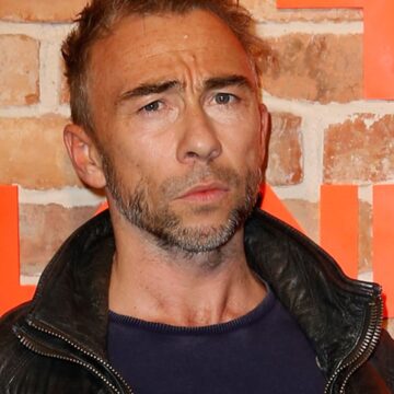 Ο συνιδρυτής της αλυσίδας μόδας Superdry Τζέιμς Χόλντερ
