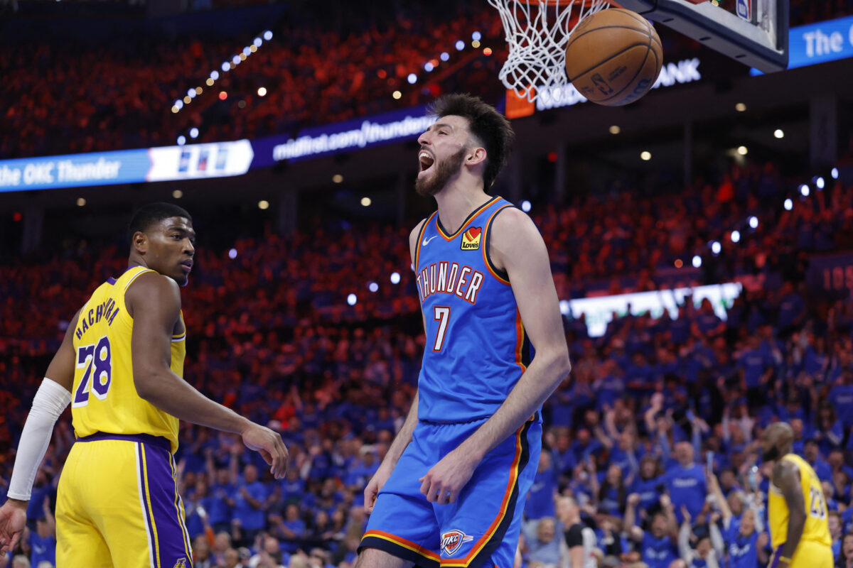 NBA: Οι Θάντερ διέλυσαν τους Λέικερς, το 1-0 έκαναν και οι Πίστονς κόντρα στους Καβαλίερς στα ημιτελικά των πλέι οφ