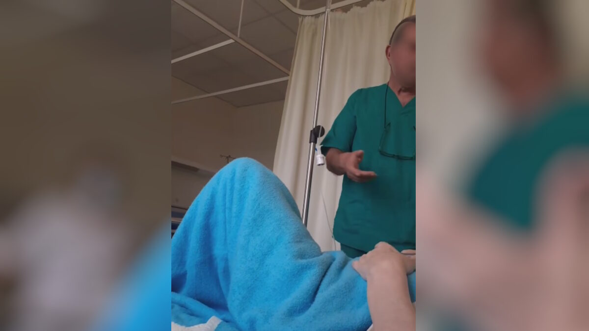 «Είπα να δώσουν από 50 ευρώ στους βοηθούς» ισχυρίζεται ο γιατρός που κατηγορείται ότι ζήτησε «φακελάκι» από ασθενή