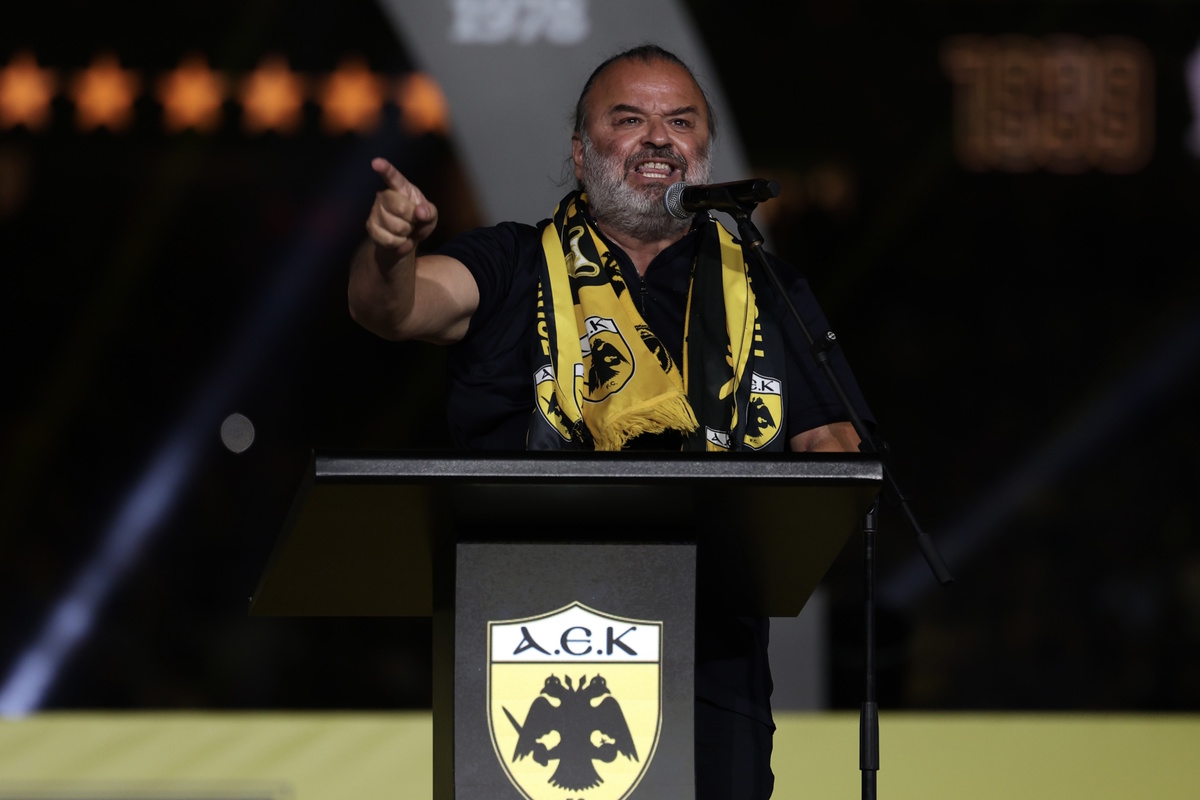 (ΕΛΕΝΑ ΓΚΟΝΤΣΑΡΟΒΑ