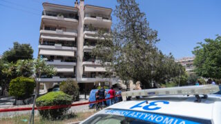 Το σημείο της τραγικής πτώσης των δύο 17χρονων κοριτσιών στην Ηλιούπολη