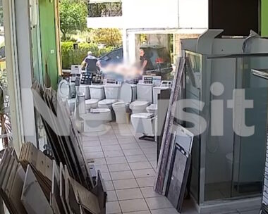 Ηλιούπολη: Καρέ καρέ οι δραματικές στιγμές μετά την πτώση των δύο κοριτσιών από τον 6ο όροφο πολυκατοικίας