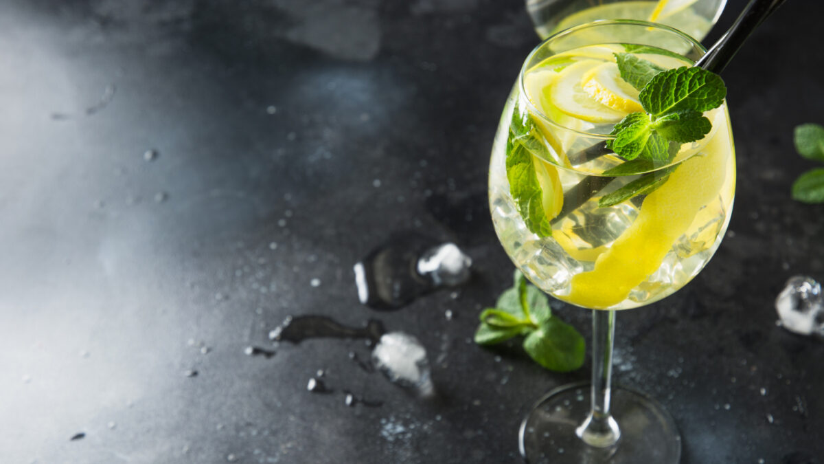 Limoncello Spritz