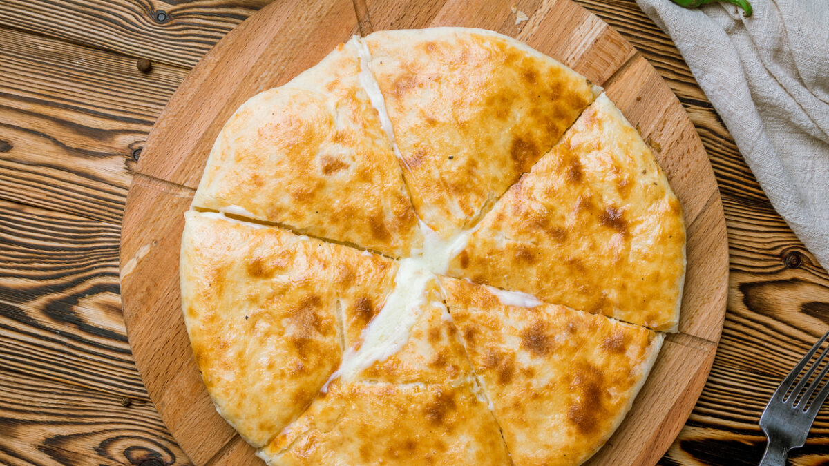 khachapuri with cheese