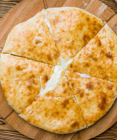 khachapuri with cheese