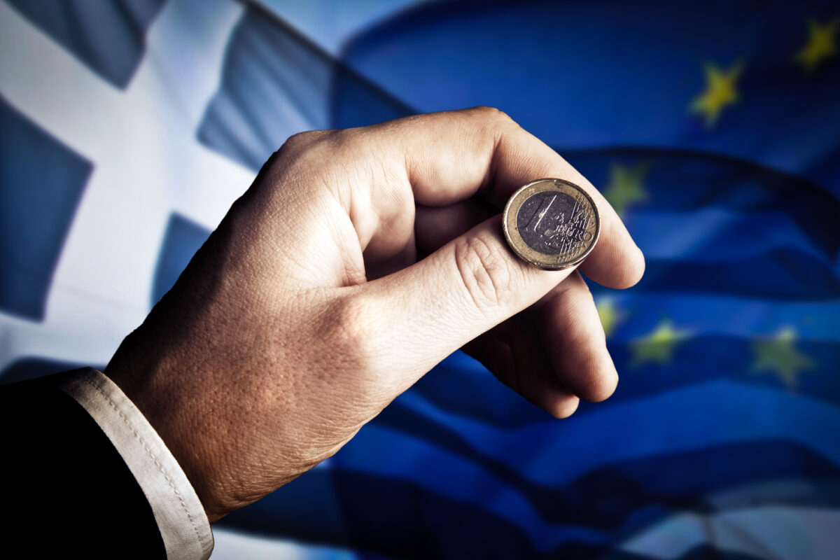 Τα «όπλα» της ελληνικής οικονομίας απέναντι στην κρίση: Ανάπτυξη και πλεονάσματα, το μήνυμα της Κομισιόν