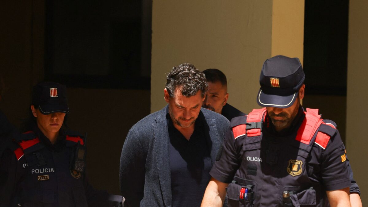 Ο Τζόναθαν Άντικ στο δικαστήριο
