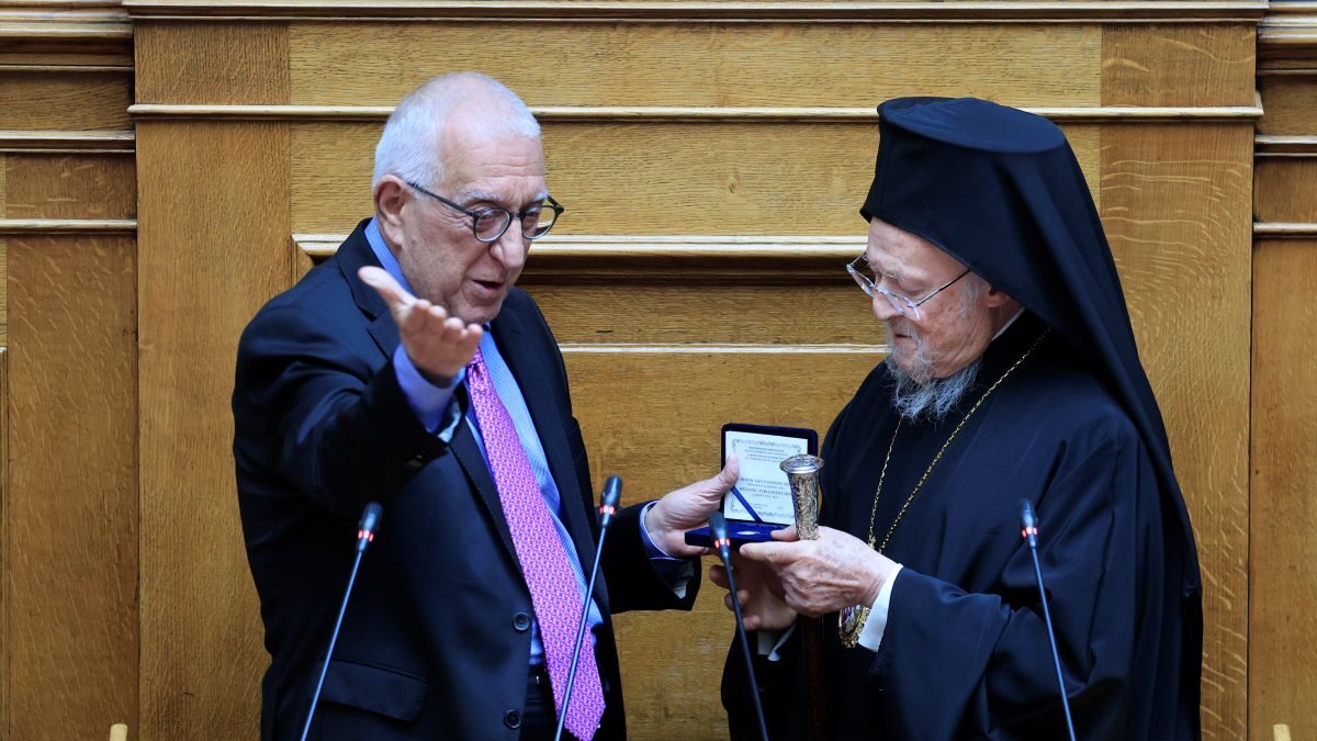 Ο Οικουμενικός Πατριάρχης Βαρθολομαίος στη Βουλή