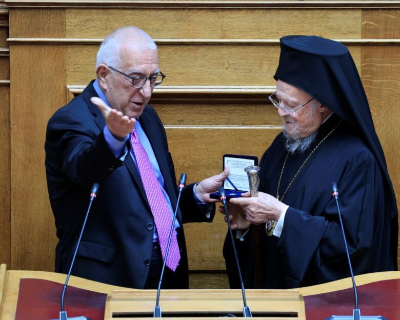 Ο Οικουμενικός Πατριάρχης Βαρθολομαίος στη Βουλή