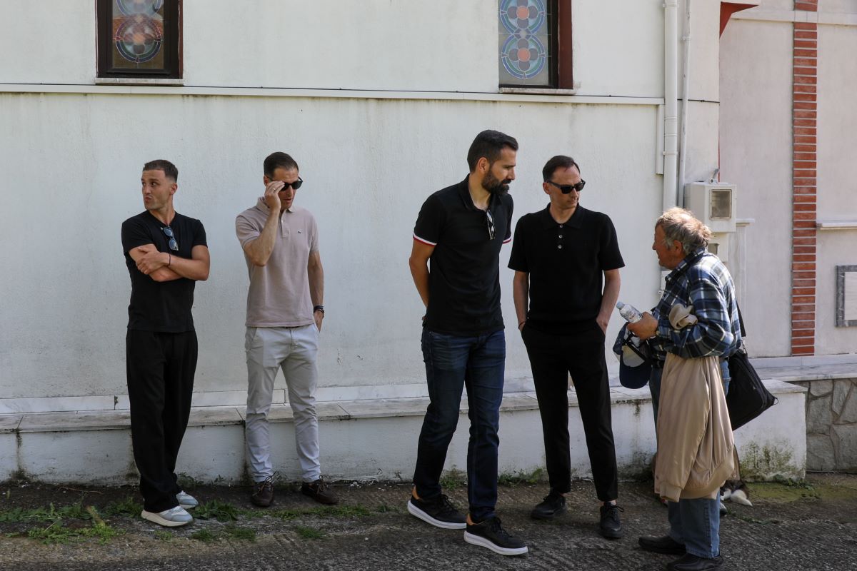 Κηδεία Παρασκευά Άντζα
