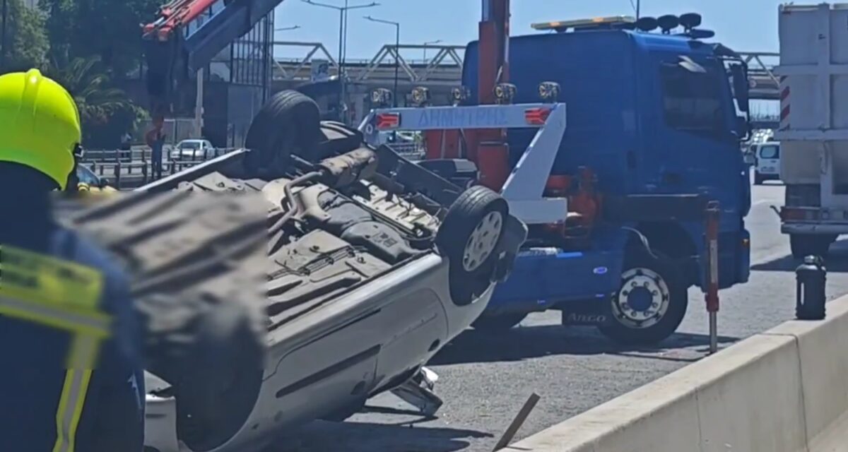 Κυκλοφοριακό κομφούζιο στον Κηφισό μετά από ανατροπή αυτοκινήτου