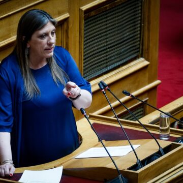 Ζωή Κωνσταντοπούλου