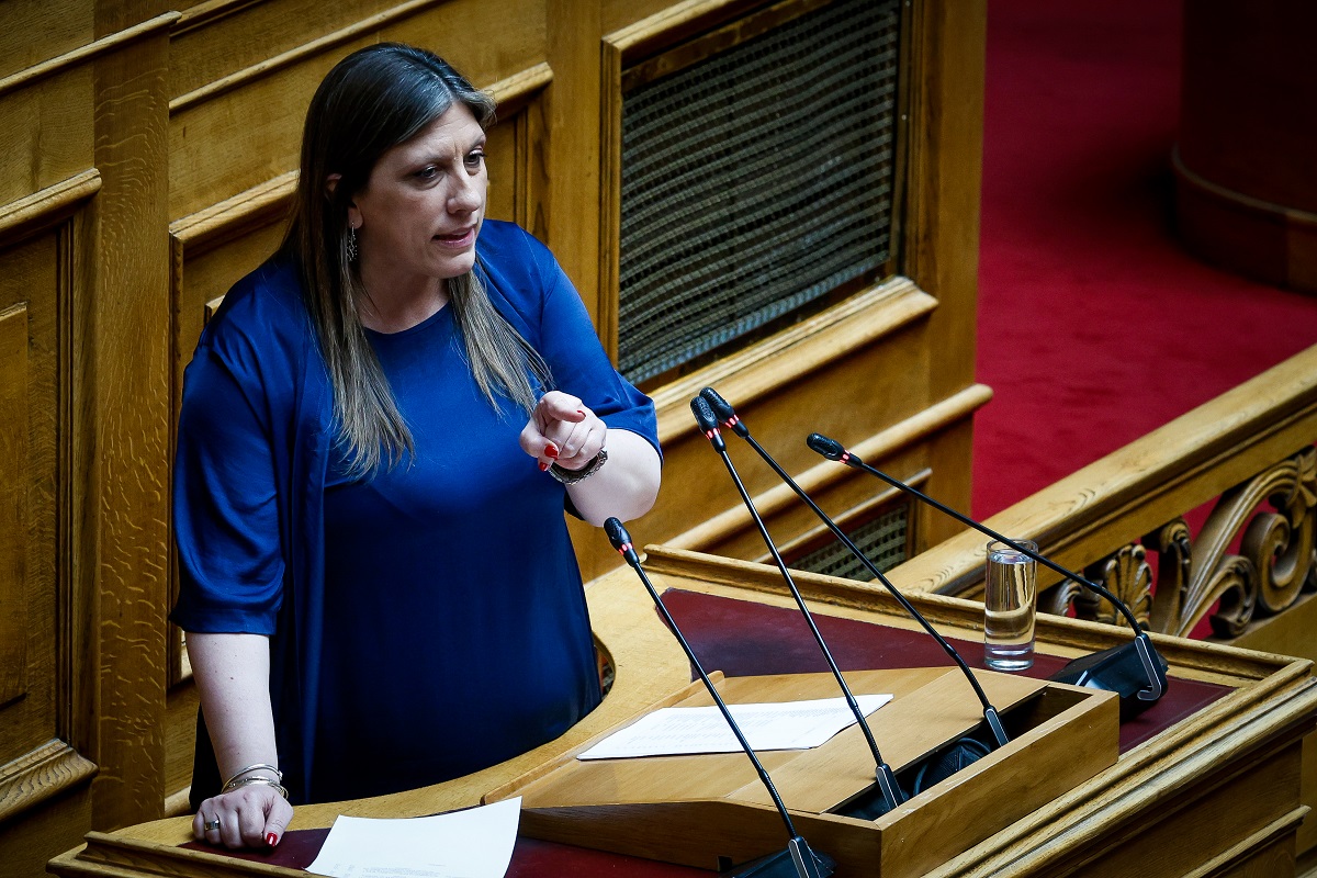 Νέος χαμός στη Βουλή με την Ζωή Κωνσταντοπούλου - «Είσαι τόσο ξεφτιλισμένη;»