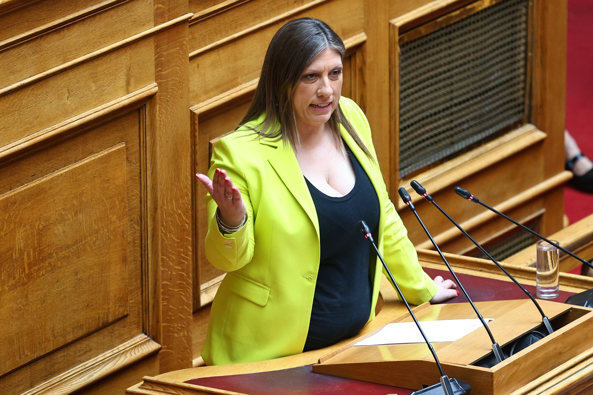 Ζωή Κωνσταντοπούλου για την τραγωδία στην Ηλιούπολη: Βούτηξαν στο κενό εξαιτίας της αποτυχίας της Πολιτείας να τις προστατεύσει