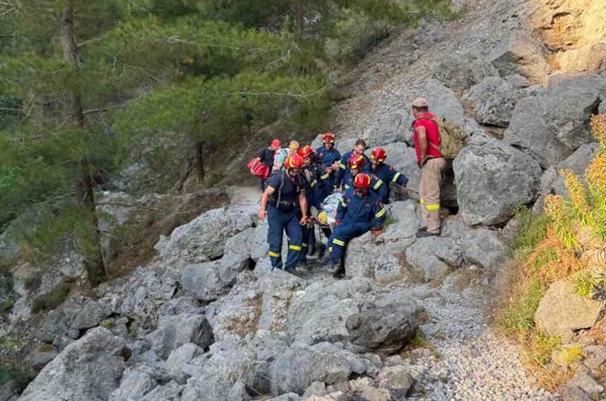Χανιά: Επιχείρηση διάσωσης Γάλλου τουρίστα σε φαράγγι