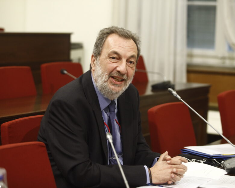 Στρατής Λιαρέλης