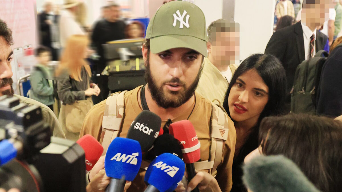 Μάνος Μαλλιαρός