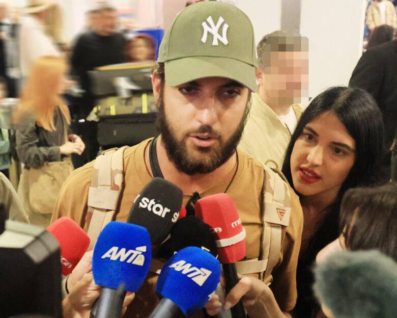 Μάνος Μαλλιαρός