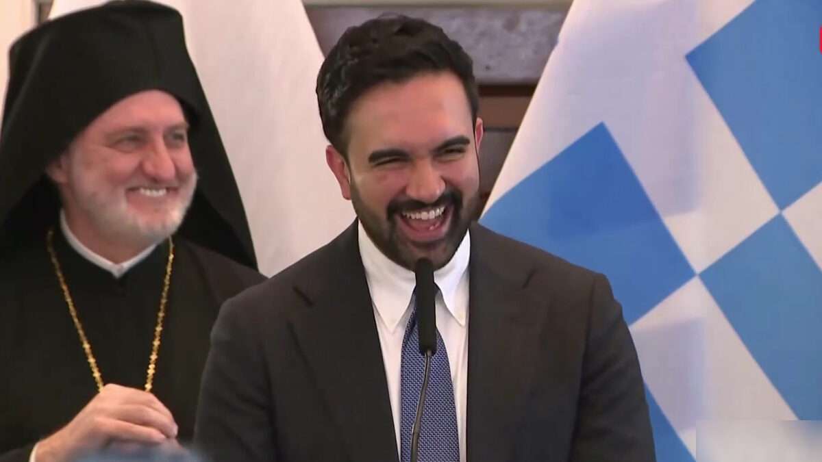 Ο Μαμντανί στη δεξίωση