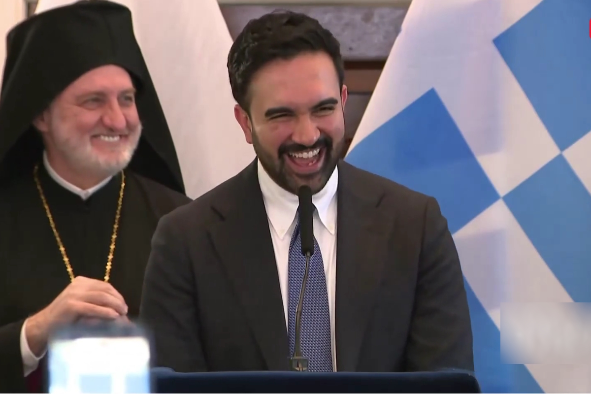 Νέα Υόρκη: Ο Ζοράν Μαμντάνι φιλοξένησε εκδήλωση για τα 205 χρόνια από την Ελληνική Ανεξαρτησία - «Ζήτω η Ελλάδα», είπε
