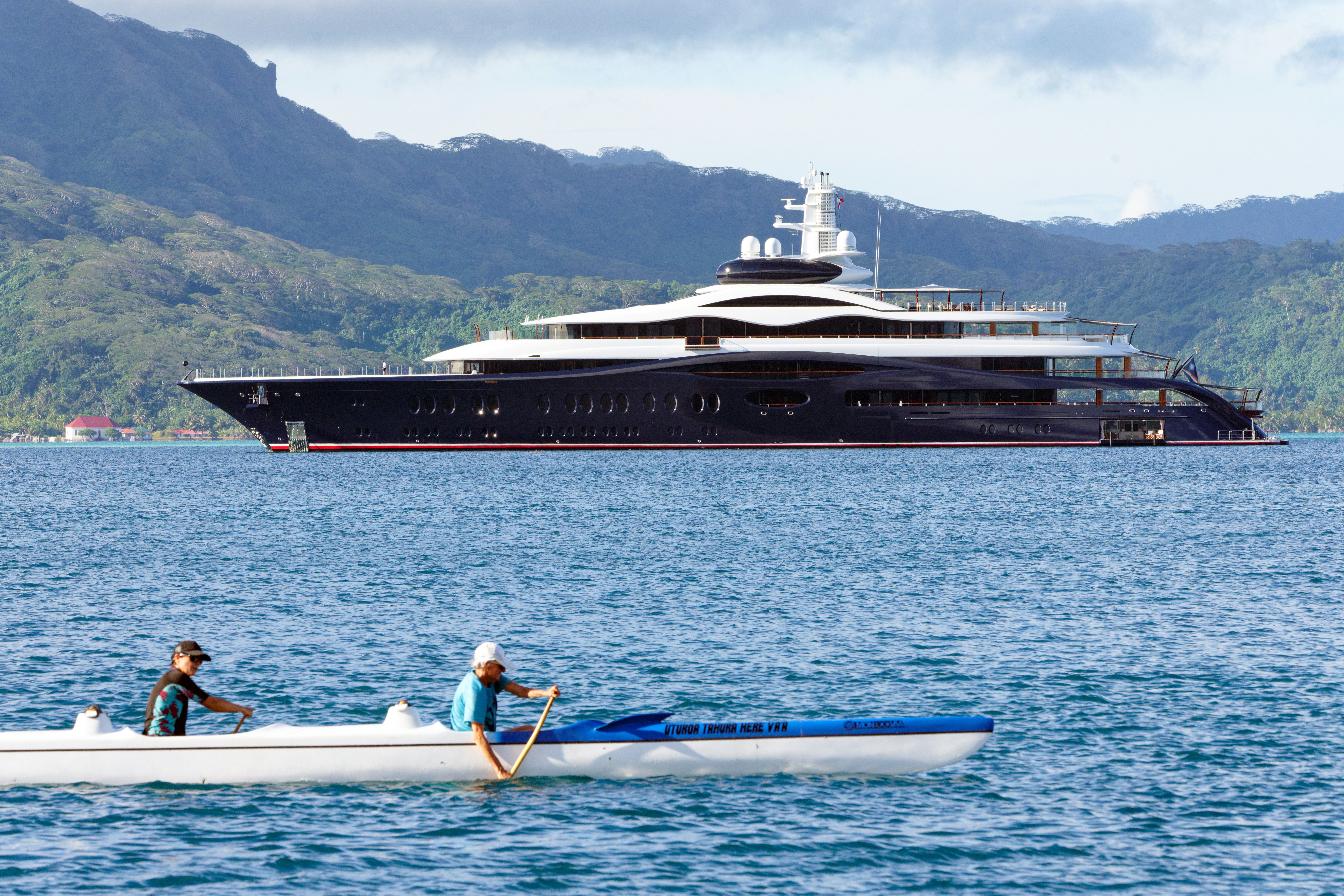 Το superyacht των 300 εκατ. δολαρίων του Μαρκ Ζούκερμπεργκ