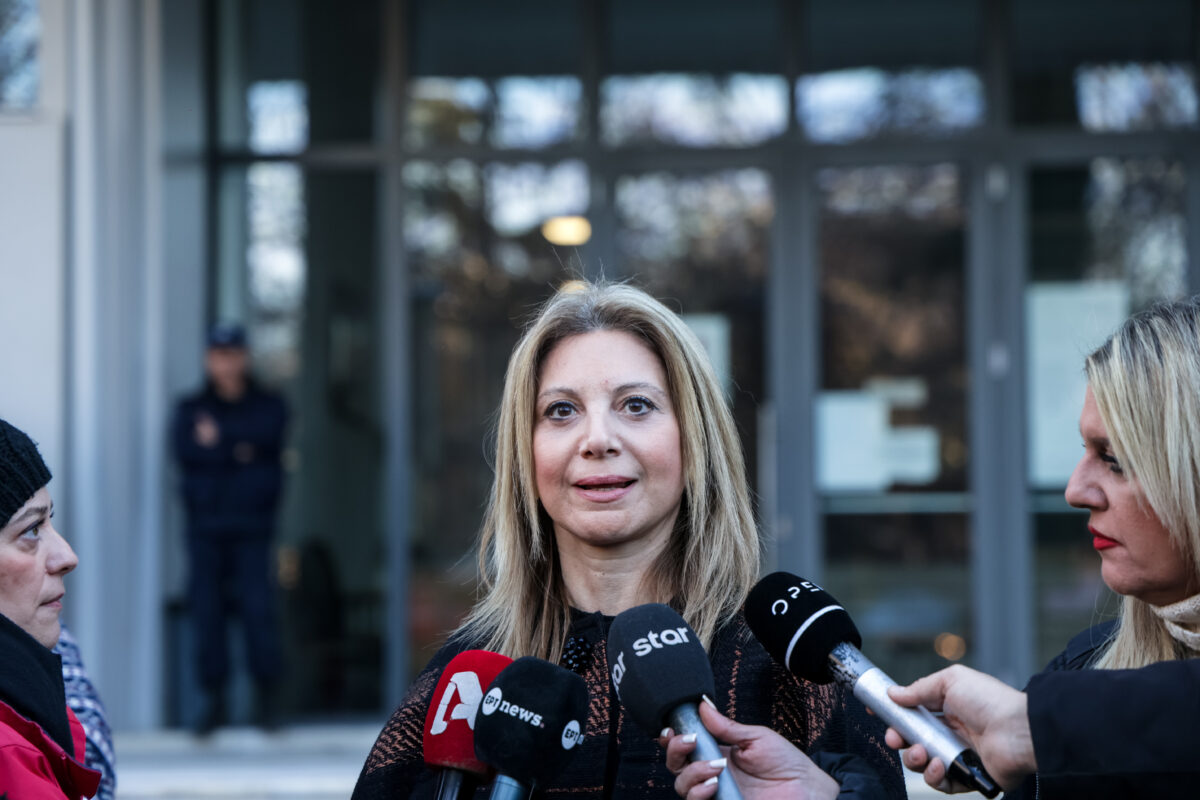Γεννητούρια Καρυστιανού στις 18:00 στην Αριστοτέλους ^ πρόσωπο – έκπληξη δίπλα στον Αυγερινό στην παρουσίαση του κόμματος ^ ο Καραχάλιος επιμένει στις ρωσικές διασυνδέσεις της ^ δείχνει και έναν επιχειρηματία ^ το κόμμα Τσίπρα εμπνέει γνωστό συνθέτη που έγραψε τραγούδι ^ γιατί το Μαξίμου δεν φοβάται Τσίπρα, Καρυστιανού