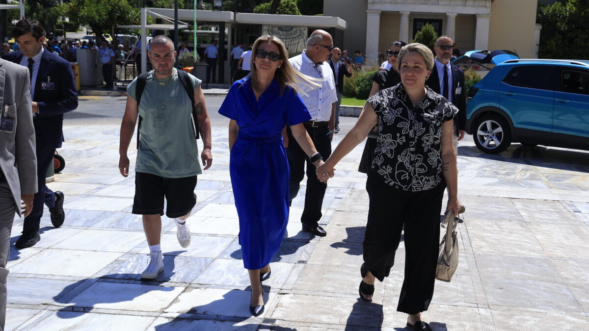 Η Μαρία Καρυστιανού με την Μαρία Ντόλκα