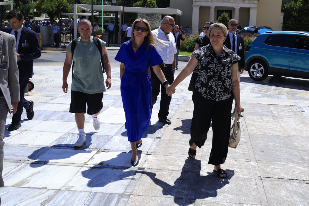 Η Μαρία Καρυστιανού με την Μαρία Ντόλκα