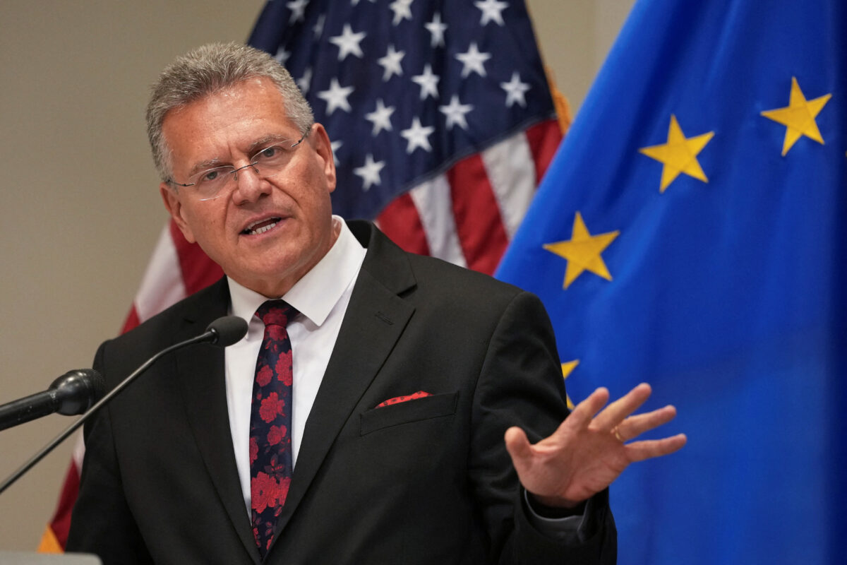 Σέφτσοβιτς: Οι Βρυξέλλες δεν θέλουν κλιμάκωση του εμπορικού πολέμου